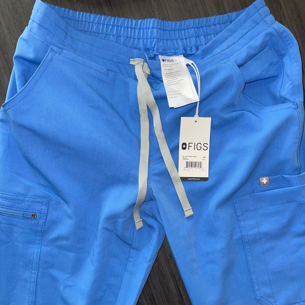 FIGS skinny scrub pants - NEW WITH TAGS!